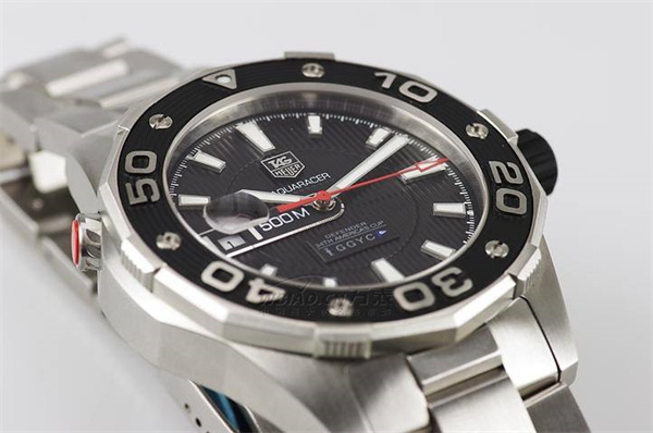 泰格豪雅表把怎么拔出来